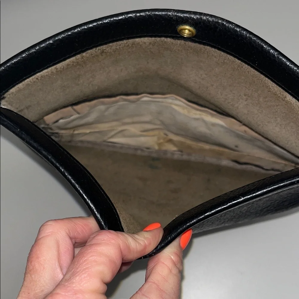 Source Unknown Leather Black Clutch with snap & zip pockets